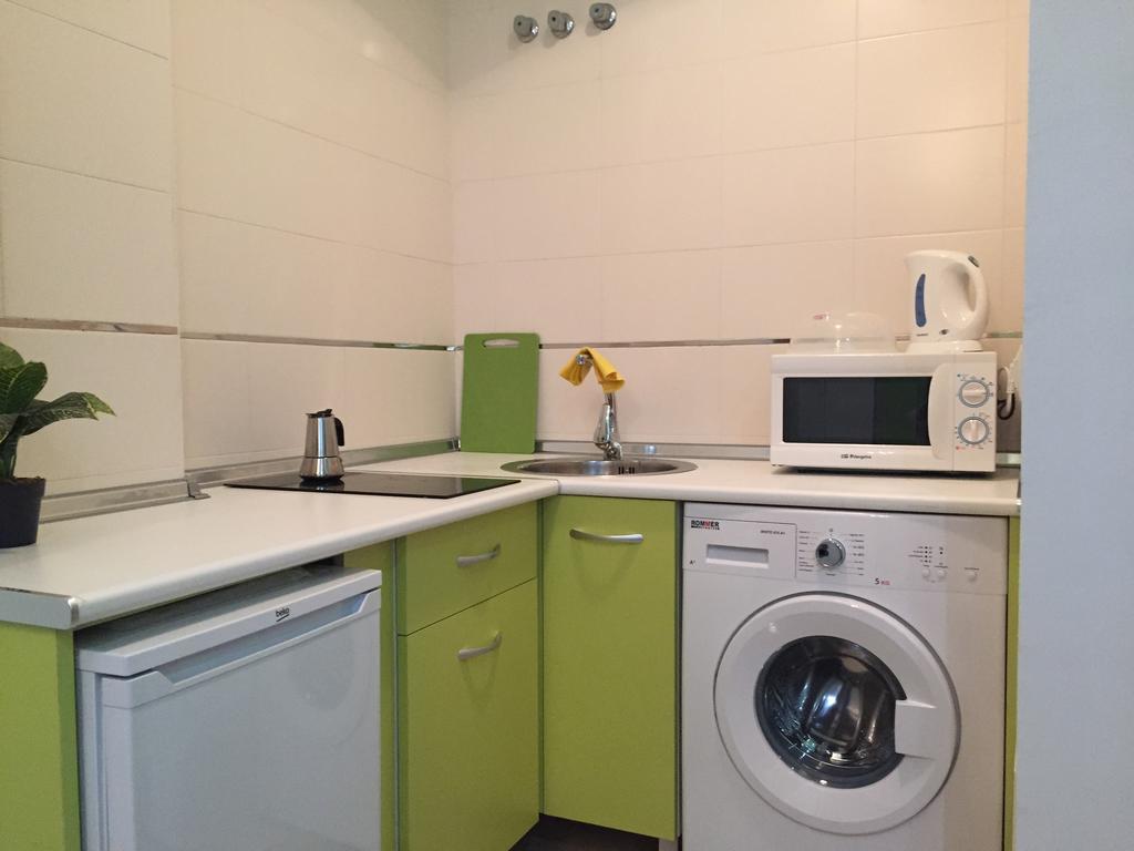 Apartamentos Gold Малага Стая снимка