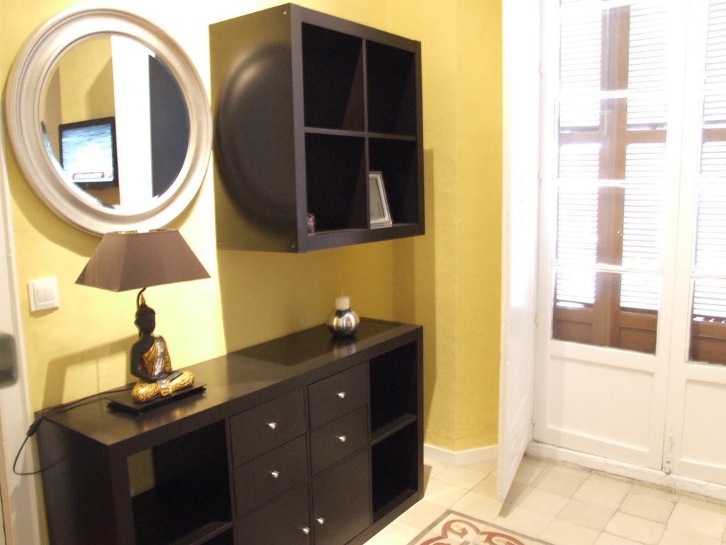 Apartamentos Gold Малага Стая снимка