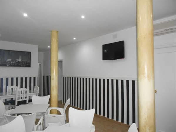 Apartamentos Gold Малага Екстериор снимка