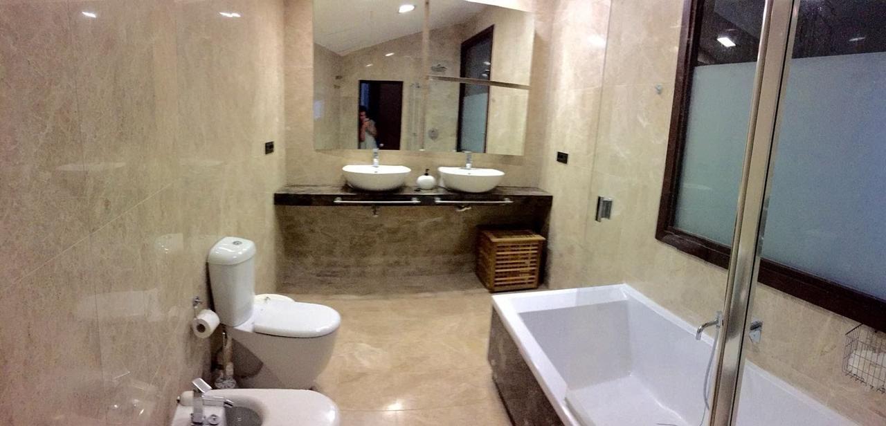 Apartamentos Gold Малага Екстериор снимка
